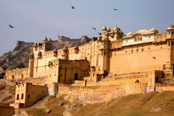 Private Full Day Tour of Jaipur - Sheesh Mahal: mirrors that change the mood