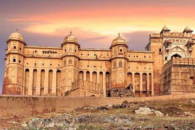 Private Guided Jaipur Tour: Amber Fort,City Palace, Water Palace - Jantar Mantar: Stones, Sun Position, and a Very Teachable 30 Minutes