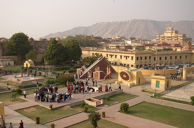 Private Jaipur sightseeing Tour by Car - All Inclusive - Jantar Mantar: why a science stop belongs in your Jaipur day