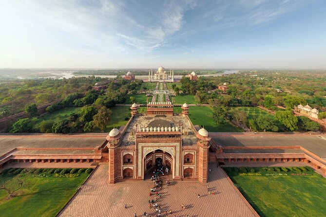 Private Taj Mahal & Abhaneri Stepwell Day Trip from Jaipur - Price and value: what $54.40 gets you