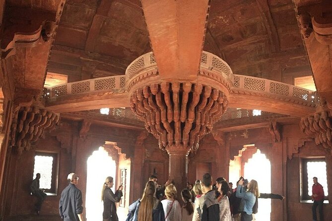 Private Taj Mahal and Fatehpur Sikri Day Trip from Jaipur - Agra Fort in one hour: red sandstone power, fast focus