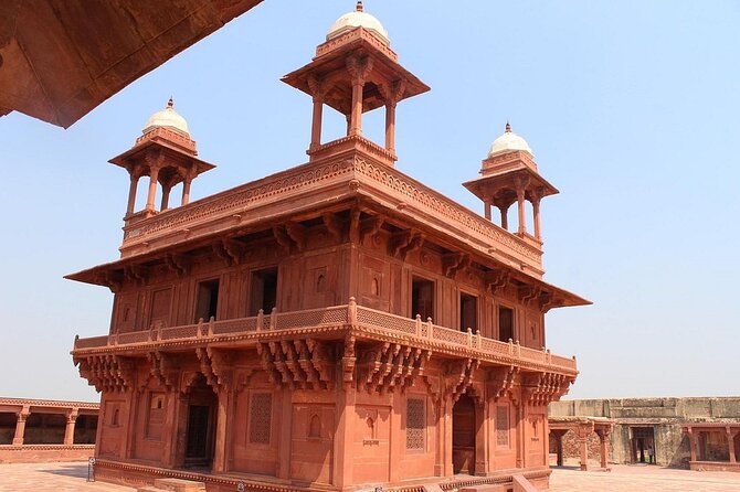 Private Taj Mahal and Fatehpur Sikri Day Trip from Jaipur - The guide and driver details that make the day feel easy