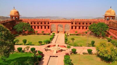 Same Day Jaipur Tour from Delhi by Car or Train - Car vs Train: Pick the Morning You Can Handle