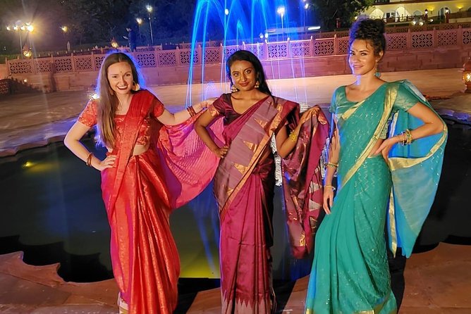 Saree Draping - Timeless elegance of traditional Indian Saree - Draping in Jaipur: what makes this session worth your time