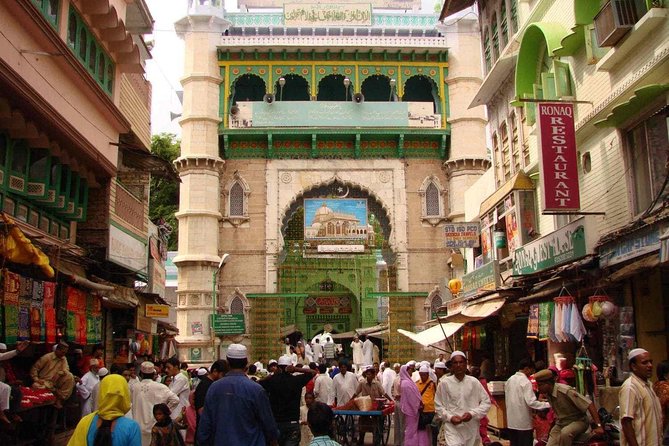 Travel From Jaipur To Jodhpur Via Ajmer And Pushkar - Ajmer Sharif Dargah: Garib Nawaz and the palace area nearby